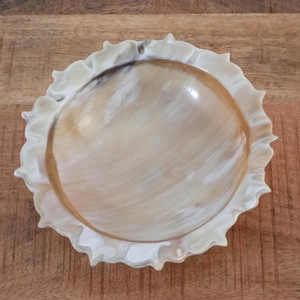 Bandeja Rectangular de Diseño Moderno de Una Sola Capa, Tallada y Pulida, Ecológica y Sostenible, Hecha de Cuerno de Búfalo Natural de ILAHI, con Capacidad de 6-10L - Product Image 6