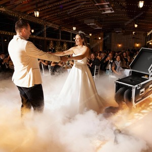 เครื่องพ่นหมอกแบบมืออาชีพ 3000 วัตต์ สำหรับสร้างหมอกต่ำ |   เอฟเฟกต์น้ำแข็งแห้งโดยไม่ใช้น้ำแข็งแห้ง |   ระบบควบคุม DMX512 และรีโมทคอนโทรล พร้อมกล่องใส่แบบมีล้อ - Product Image 3