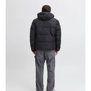 Chaqueta de Invierno para Hombre, Diseño Acolchado con Relleno de Plumón y Lona Impermeable con Capucha de Piel - Product Image 5