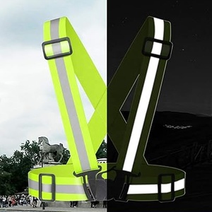 Ceinture de sécurité réfléchissante pour la course à pied et le cyclisme, personnalisable avec logo, sangles réglables et haute visibilité - Product Image 4