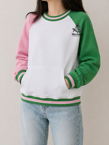 HMR Alpha |   Kapa |   Sweat-shirt Alpha avec broderie grecque, col rond, sur mesure pour femmes |   Sweat-shirts en molleton de coton brodés pour femmes de sororité - Product Image 4