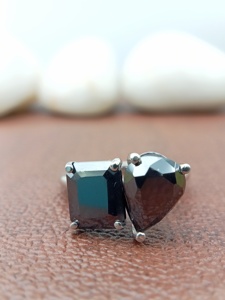 D'VINS JEWELS Bague de Fiançailles et de Mariage Tendance en Or Rose, Forme Poire, Ornementée de Pierres Blanches Certifiées de Couleur D, Taille Brillant - Product Image 2