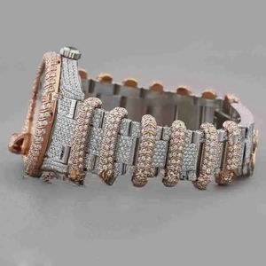 Reloj de pulsera para hombre con esfera romana de serpiente personalizada, de acero inoxidable, con diamantes de moissanita VVS, de dos tonos, con fecha automática, precio mayorista - Product Image 3