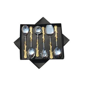Cuchara de aluminio para servir con diseño de concha con juego de 6 pulidos dorados con caja de regalo Cubiertos modernos Proveedores India - Product Image 1