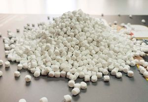Custom Grade CaCO3 Filler <b>Masterbatch</b> for PE PP Film Blowing Injection Pipe Sheet Woven Sack Vietnam Export Supplier OEM Factory - Product Image 1