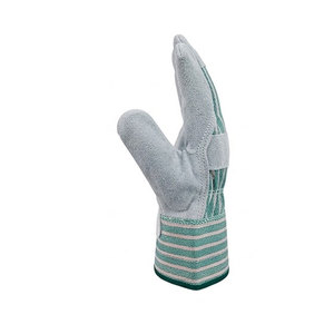 Guantes de trabajo de cuero vacuno duradero para trabajos pesados en construcción e industria, con forro de lana en el interior y puño reforzado con goma. - Product Image 2