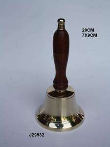 Campana de metal pulido con acabado brillante y mango de madera, hecha de latón, campana navideña de latón pulido. - Product Image 2