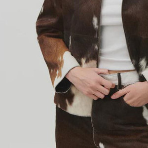 Chaqueta de Cuero Vacuno para Mujer del Mejor Fabricante, Diseño Personalizado, Corte Ajustado, para Usar en Invierno - Product Image 6
