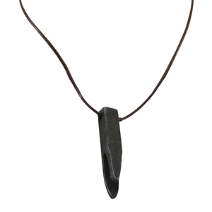 Collar con Colgante de Hierro Forjado a Mano de Diseño Clásico, Joyería Vintage en Varios Estilos, Excelente Regalo para Hombres y Mujeres al Precio Más Bajo - Product Image 3