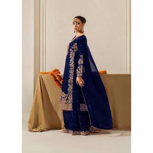 Ensemble de costume de fête rouge RTC taille XL avec codage et séquence, orné de rivets et de motifs Moti, 1 kg - Product Image 6