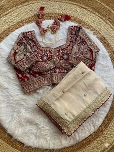 Sari indien traditionnel ethnique magnifique en georgette avec broderies et sequins pour femmes, tenue élégante pour mariage et fêtes. - Product Image 3