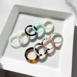 Anillo de boda de resina acrílica multicolor, grande, exagerado, geométrico, cuadrado, en racimo, clásico, moderno, de verano, nuevo, al por mayor - Product Image 3