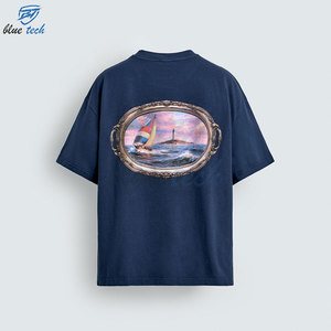 Camiseta Azul Marino de Manga Corta con Cuello Redondo y Estampado Frontal para Hombre, Estilo Casual, 100% Algodón Jersey - Product Image 4