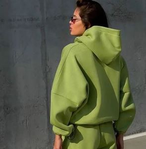 Ensemble de survêtement pour femmes pour la Saint-Valentin, confortable, en polaire, noir, vêtements décontractés et de fitness pour femmes - Product Image 6