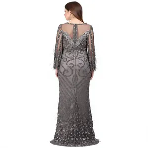 Robe de soirée de luxe à manches longues perlées à la main, élégante, gris anthracite, avec décolleté illusion et détails en plumes, pour bal de promo - Product Image 2