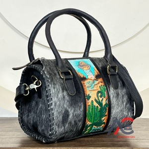 Wholesale Custom Hand Tooled Cowhide Leather Medium Speedy Duffel Bags Cactus Desert Pattern Unisex Weekender Travel Handbags - Product Image 1