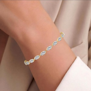 Espectacular Pulsera de Tenis de Diamantes de Laboratorio Marquise de Corte Escalonado de 8.17 ct, de Oriente a Occidente, en Oro Rosa de 9K - Product Image 6