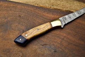 Cuchillo de filetear artesanal de Damasco |   Cuchillo de Chef Forjado a Mano, Mango de Madera, Personalizable OEM, Espesor de Hoja de 0.45mm, Punta Caída para Cocina - Product Image 2