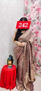 Sari de Seda Negro Pintado a Mano para Mujer, Tradicional Indio y Pakistaní, para Boda, Largo hasta el Suelo, Étnico, Corte Regular, para Todas las Temporadas - Product Image 4