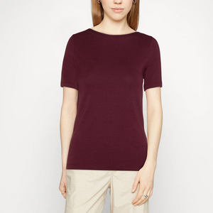 Camiseta de Moda con Estampado de Labios Blancos, Cuello Redondo, Transpirable y Personalizable, en Oferta - Product Image 2