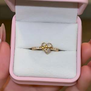 Elegante Anillo de Compromiso de Moissanita con Lazo de Corazón, Bicolor, Plata de Ley 925, con Pavé, Anillo de Boda para Mujer, Regalo de San Valentín - Product Image 3