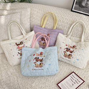 2026 Customized Luxury Embroidered Quilted Tote Bag Durable Stitching Portable Shopping Bag For Women - Product Image 3