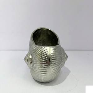 Jarrón de Mesa Rústico en Espiral de Aluminio Hecho a Mano, Recubrimiento Plateado, Decoración para el Hogar, Centro de Mesa, Regalo de Aniversario, WB Inc - Product Image 3
