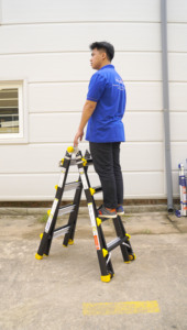 บันไดพับได้อเนกประสงค์ OEM/ODM ผลิตในเวียดนาม VIETLADDERS รุ่น NVLB-44 บันไดอลูมิเนียมพับได้ รับประกัน 1 ปี สีดำ รับน้ำหนักได้ 150 กก. - Product Image 5