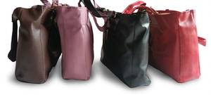 Sac à bandoulière pour femme en cuir PU très demandé, avec sangle réglable pour un usage quotidien décontracté, disponible à un bon prix - Product Image 4