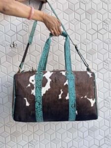 กระเป๋าเดินทางหนังวัวแท้กระเป๋าใช้หลายแบบกระเป๋าทําด้วยมือกระเป๋าเดินทาง Unisex ขนาดใหญ่สีเทอร์ควอยซ์ผมบนกระเป๋าถือขนซ่อน - Product Image 4