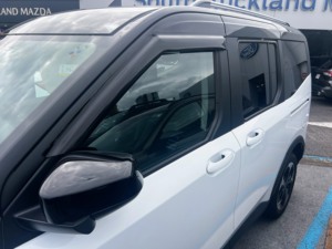 Déflecteurs de fenêtre HIC, visières de fenêtre, pare-pluie pour Ford Transit Courier, Ford Tourneo Courier 23~On - Product Image 2