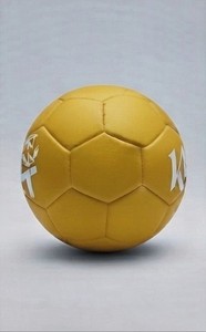 Balón de Fútbol Amarillo de PU con Logotipo K4, Equipo de Entrenamiento Resistente para Práctica de Artes Marciales, Uso Unisex en Exteriores - Product Image 2
