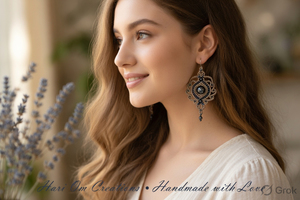 Pendientes Colgantes de Macramé con Hematita Hechos a Mano, Piedra Natural Gris, Cordón Beige y Negro, Joyería Artesanal Boho - Product Image 4