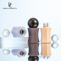 Flacon de vernis à ongles en verre de 7 ml, personnalisable avec logo, échantillon gratuit, conteneur de gel pour l'amélioration des ongles, directement de l'usine