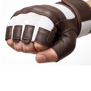 Gants de musculation en cuir à demi-doigts avec support de poignet, respirants, fermeture auto-agrippante, unisexes, pour entraînement de force et gym - Product Image 2