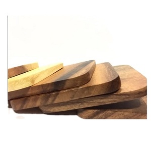 Ensemble de décoration d'intérieur de créateur authentique 4 sous-verres en bois et en os avec support Cadeau parfait pour elle et lui - Product Image 1