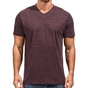 T-shirt de sport personnalisé pour homme, coupe classique, 100 % polyester, 180 g/m², tissu doux, impression numérique du logo, manches courtes, anti-plis, séchage rapide - Product Image 1