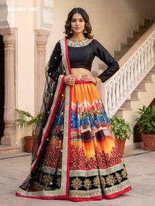 Proveedor de la India de conjuntos de Lehenga y Choli de terciopelo con la mejor tela de seda artística con estampado digital y bordado con lentejuelas Dori. - Product Image 2