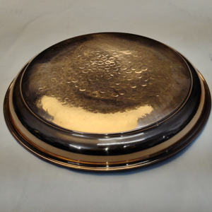 ถาดเสิร์ฟทรงกลมสแตนเลสสีโรสโกลด์แบบตอกลายสุดหรู – จานโลหะตกแต่งแบบมันเงาสไตล์โมเดิร์น - Product Image 6