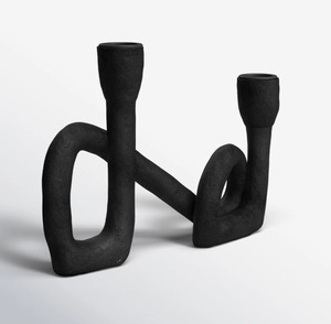 Candelabro negro moderno con forma elegante para decoración del hogar, acabado mate a precio asequible. - Product Image 1