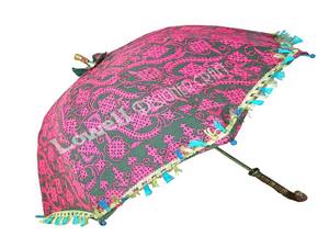 Parasols traditionnels indiens à motif droit avec commande manuelle - Product Image 2