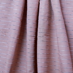 Tissu de chemise en coton Khadi léger et de haute qualité pour chemises Kurtas, provenant d'un fournisseur indien, au prix de gros. Coton Khadi. - Product Image 1