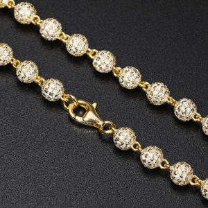 สร้อยข้อมือทองคำแท้ 18K ประดับเพชรทรงกลมเจียระไนแบบบริลเลียนท์ ดีไซน์หรูหรา เหมาะสำหรับทุกเพศทุกวัย สวมใส่ได้ทุกวัน - Product Image 4