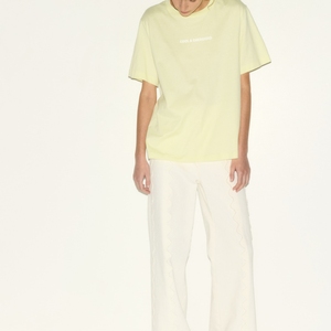 เสื้อยืดแขนสั้น ผ้าฝ้าย/โพลีเอสเตอร์ 100% แบบเรียบ พิมพ์โลโก้ได้ตามต้องการ - Product Image 2