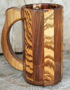 Mug en bois écologique fait main, tasse à café en bois massif, finition naturelle, style rustique, vaisselle pour thé, café, jus - Product Image 4