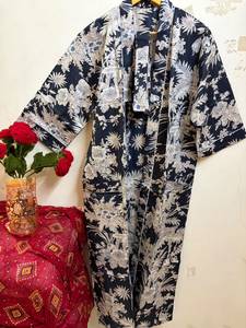 Bata Kimono de Algodón 100% con Estampado Floral, Cuello en V, Cierre con Cordón, Manga 3/4, Largo hasta el Tobillo para Mujer, Ligera, para Verano, Spa, Playa - Product Image 2