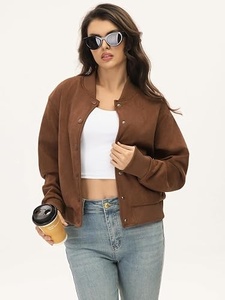Chaqueta Letterman Personalizada Bordada para Mujer, Chaqueta Varsity Corta de Béisbol, Proveedor al por Mayor - Product Image 4