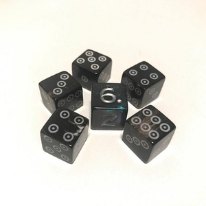 Juego de Dados de Cuerno de Búfalo Natural Hechos a Mano al por Mayor - Dados Poliédricos Cúbicos para Juegos de Mesa RPG - Product Image 3