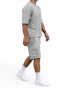 Ensemble deux pièces pour homme, t-shirt à manches courtes et col rond gris et short cargo, tenue décontractée unie - Product Image 6