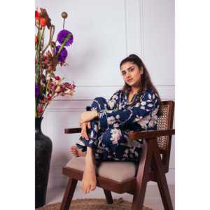 Conjunto de Pijama para Mujer Wilderness Blossom con Bolsa de Transporte - Product Image 4